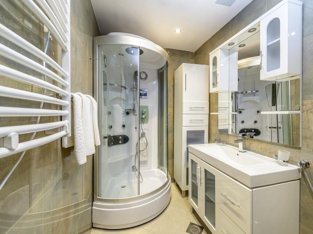 Captain Apartments Budva Pokoj fotografie