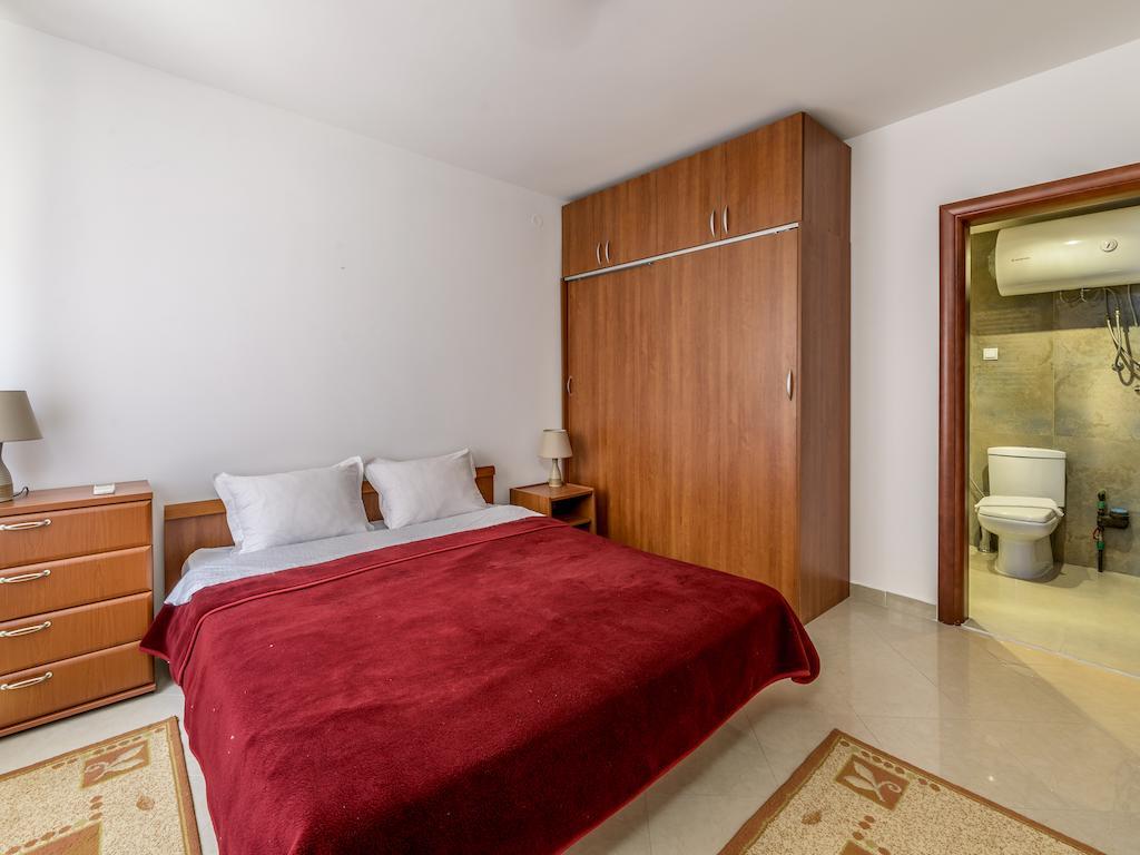 Captain Apartments Budva Pokoj fotografie